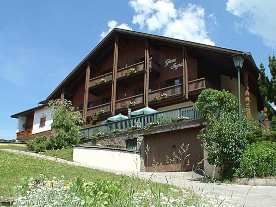 Panorama Garni Ingrid Hotel Toblach Buitenkant foto