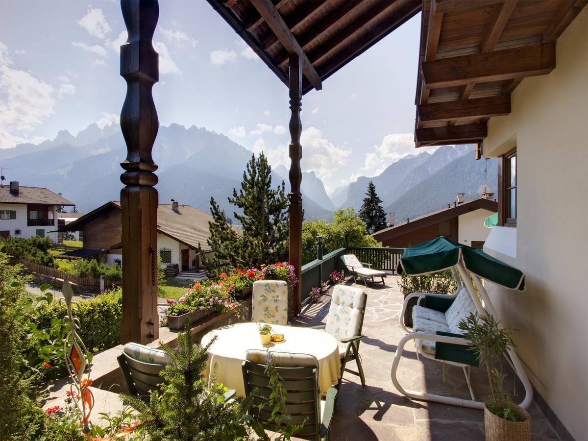 Panorama Garni Ingrid Hotel Toblach Buitenkant foto